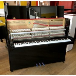 PIANO DROIT PETROF P118 S1 Noir Poli