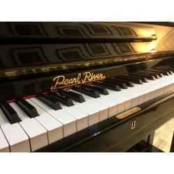 Piano droit PEARL RIVER, 118 noir brillant
