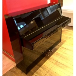 Piano Droit SEILER 112 Noir Brillant