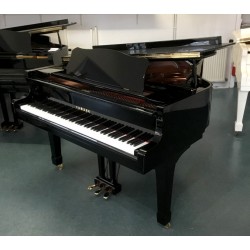 PIANO A QUEUE YAMAHA C3 186cm Noir Brillant