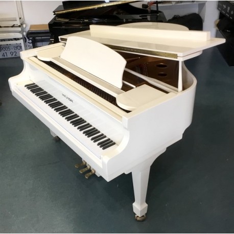 PIANO A QUEUE HYUNDAI G 80  Ivoire Brillant 1m55