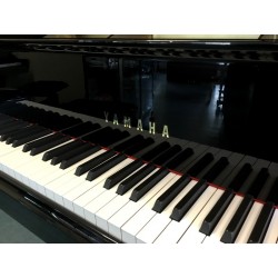 PIANO A QUEUE YAMAHA GH1B 160 cm Noir Brillant