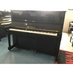 Piano Droit YAMAHA U1 121cm Noir brillant