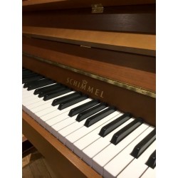 Piano Droit SCHIMMEL 116 S Noyer satiné