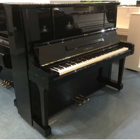 PIANO DROIT YAMAHA UX 3 Noir brillant 131cm