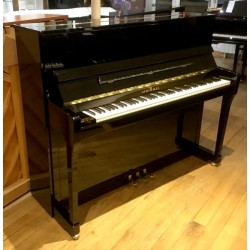 Piano droit SCHIMMEL K122 E Noir brillant