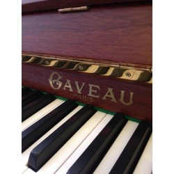 Piano droit GAVEAU modèle Studio 113cm noyer satiné