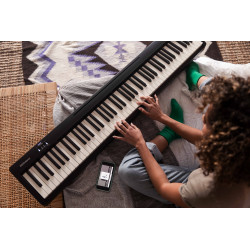 NOUVEAU Piano numérique portable ROLAND FP-10 noir