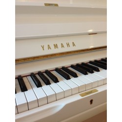 Piano Droit YAMAHA U3S Blanc brillant 131cm (avec pédale tonale)