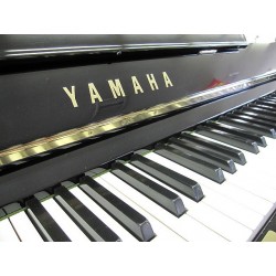 Piano Droit YAMAHA U1 121cm Noir brillant