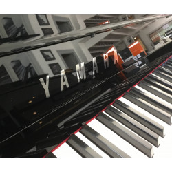 PIANO DROIT YAMAHA b1 SILENT SG2 109cm Noir Brillant 