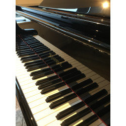 Piano à queue KEMBLE KC151 Noir brillant