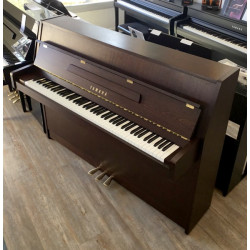 Piano droit occasion YAMAHA C 108 Acajou Satiné