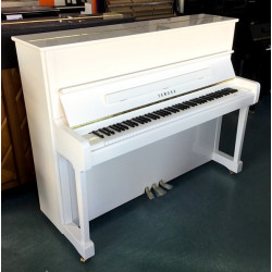 PIANO DROIT YAMAHA P121