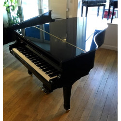 PIANO A QUEUE YAMAHA C3 Noir Brillant