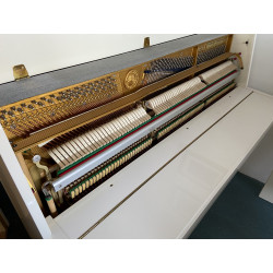 Piano Droit SCHLOGL 109 Attraktiv Blanc brillant