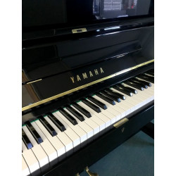 Piano Droit YAMAHA U1 121cm Noir brillant