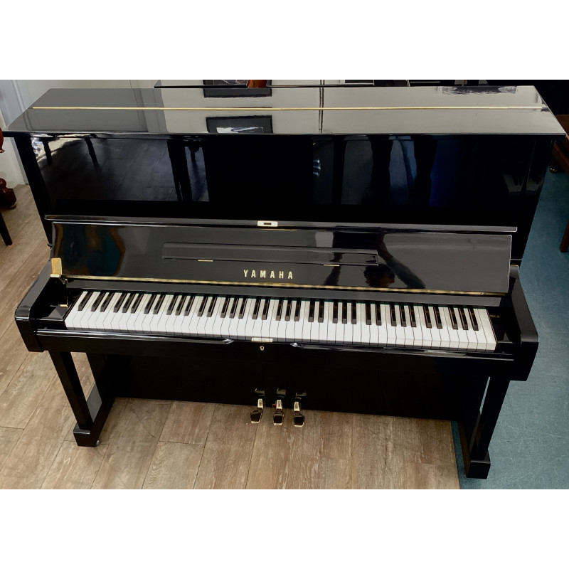 PIANO DROIT YAMAHA U1H 121 CM NOIR BRILLANT