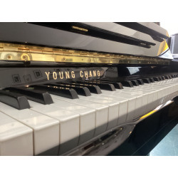 PIANO DROIT YOUNG CHANG E112 NOIR BRILLANT 112 CM
