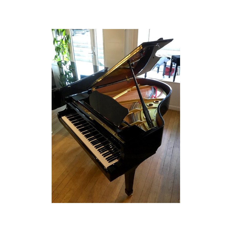 PIANO A QUEUE YAMAHA C3 Noir Brillant