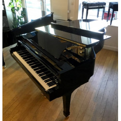 PIANO A QUEUE YAMAHA C3 Noir Brillant