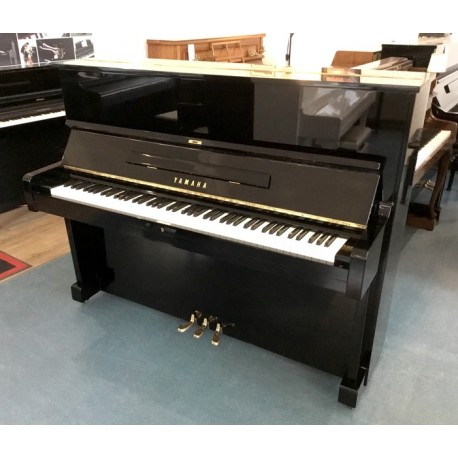 Piano Droit YAMAHA U1 121cm Noir brillant