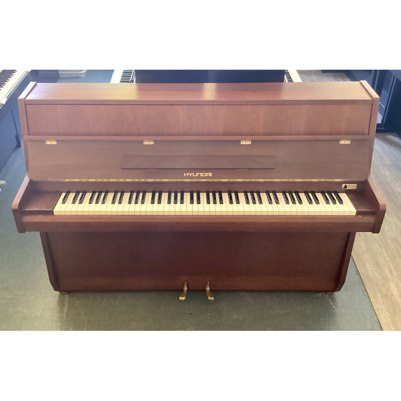 PIANO DROIT HYUNDAI U-810 NOYER BRILLANT 110 CM