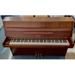 PIANO DROIT YAMAHA M5J 109 CM NOYER SATINE