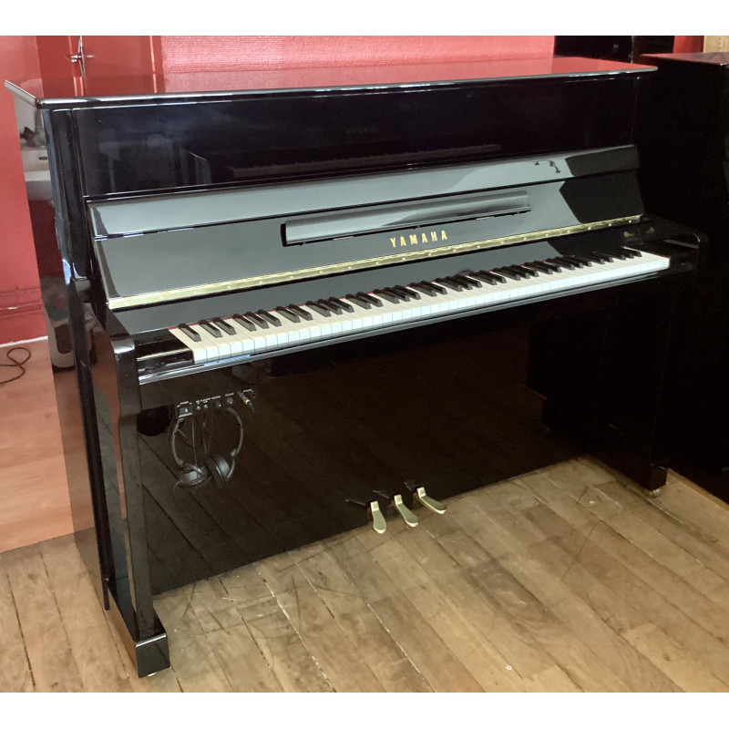 Piano droit YAMAHA P116 Silent Noir Brillant 116 cm Piano droit YAMAHA P116 Silent Noir Brillant 116 cm