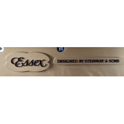 Piano droit ESSEX EUP-123 made by STEINWAY & SONS Blanc Brillant