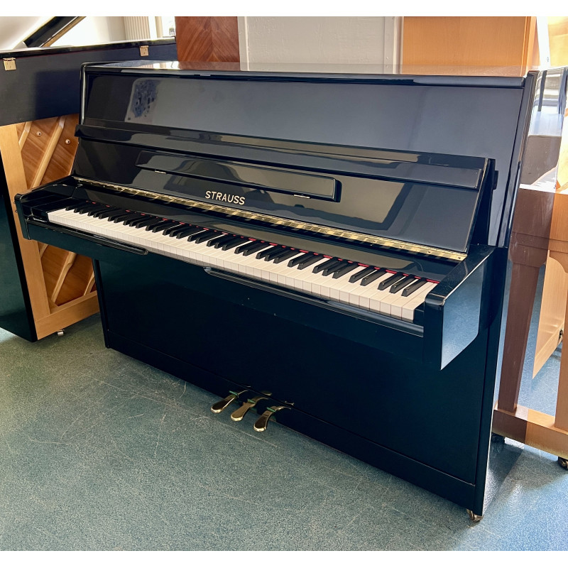 Piano droit STRAUSS UP-108E finition noir brillant Piano droit STRAUSS UP-108E finition noir brillant