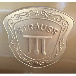 Piano droit STRAUSS UP-108E finition noir brillant
