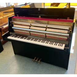 Piano Droit YAMAHA C109 Noir brillant