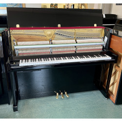 Piano droit YAMAHA B2SC2 113 cm finition noir brillant