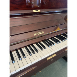 Piano droit Hyundai by Samick U-832 121cm Acajou brillant