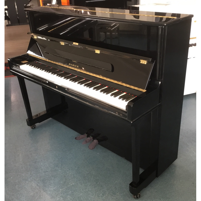 Piano droit SAMICK SU-118 Noir Brillant 121 cm Piano droit SAMICK SU-118 Noir Brillant 121 cm