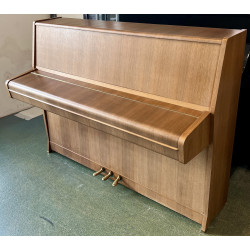Piano Droit RÖSLER Rigoletto 108 Noyer satiné by PETROF