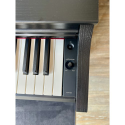 OCCASION Piano numérique meuble YAMAHA CLP-725 finition noir mat