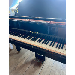 YAMAHA C2X PIANO A QUEUE NOIR BRILLANT 173 CM