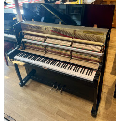 Piano droit PETROF P118 Noir Brillant
