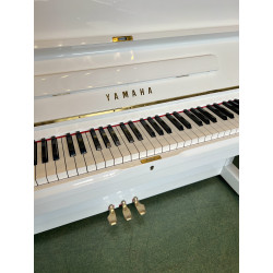 YAMAHA U1 Blanc Brillant Piano Droit