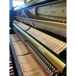 YAMAHA UX-1 Piano droit Noir Brillant