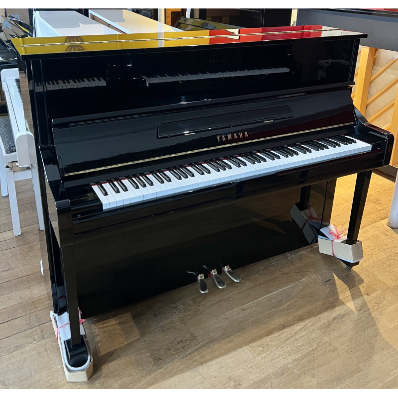 YAMAHA YU1 Piano droit Noir Brillant 121 cm