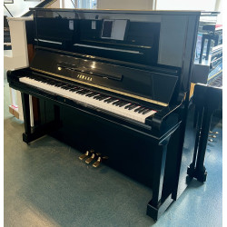 YAMAHA U3 Piano droit 131cm Noir brillant
