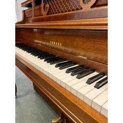 Piano Droit YAMAHA M2H noyer satiné
