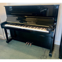YAMAHA U1 SILENT 121cm Piano Droit Noir brillant