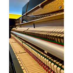 C. Bechstein R116 Piano droit Noir Brillant