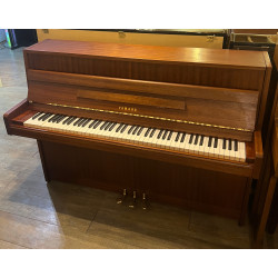Yamaha C104 Piano Droit Finition Makoré Satiné