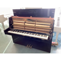 Maeari 821 Piano Droit Finition Noir Brillant