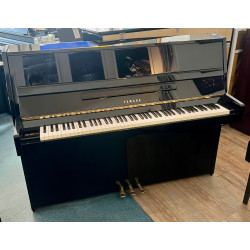 Piano Droit YAMAHA LU201 114cm Noir brillant